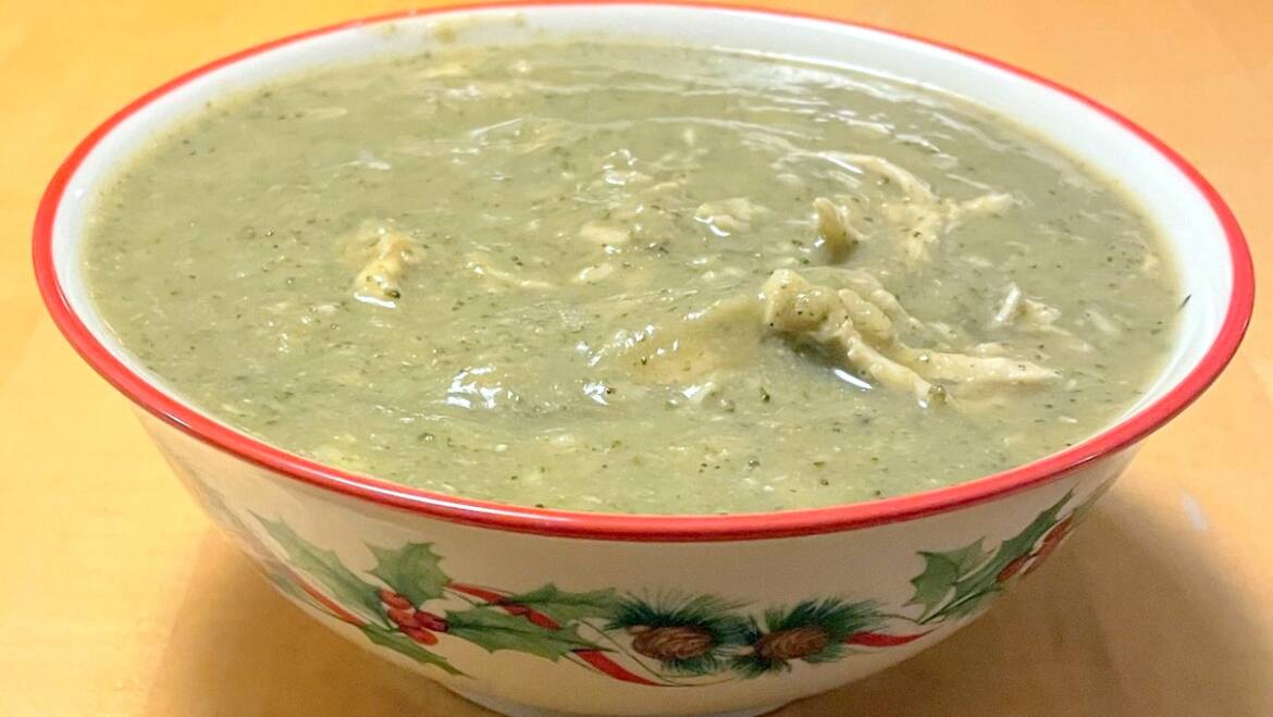 Broccoli Soup With Chicken and Rice